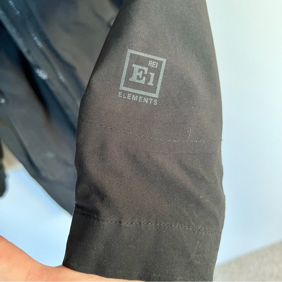 REI E1 Elements Black Trench Coat w/ Detachable Hood - Picture 6 of 11